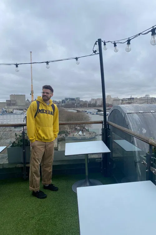 Caleb Thompson profile