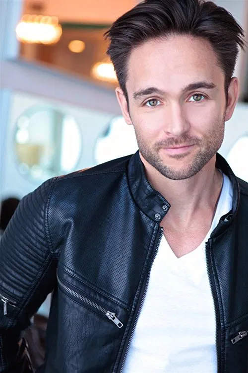 Michael Derek profile