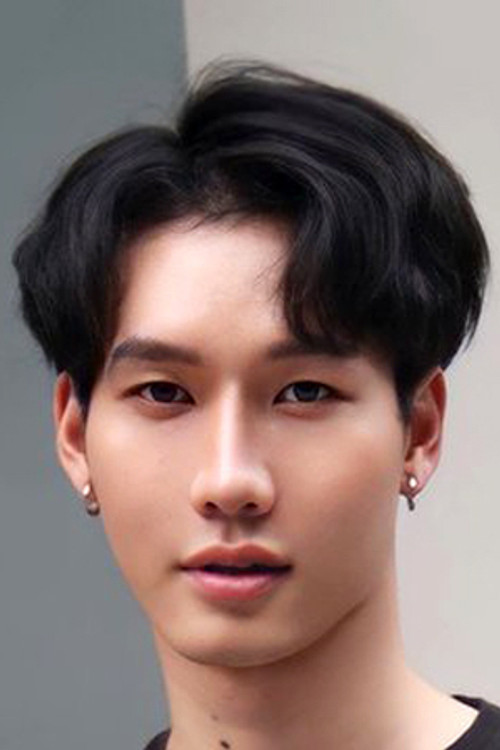 Book Charut Boonpayakbooth profile