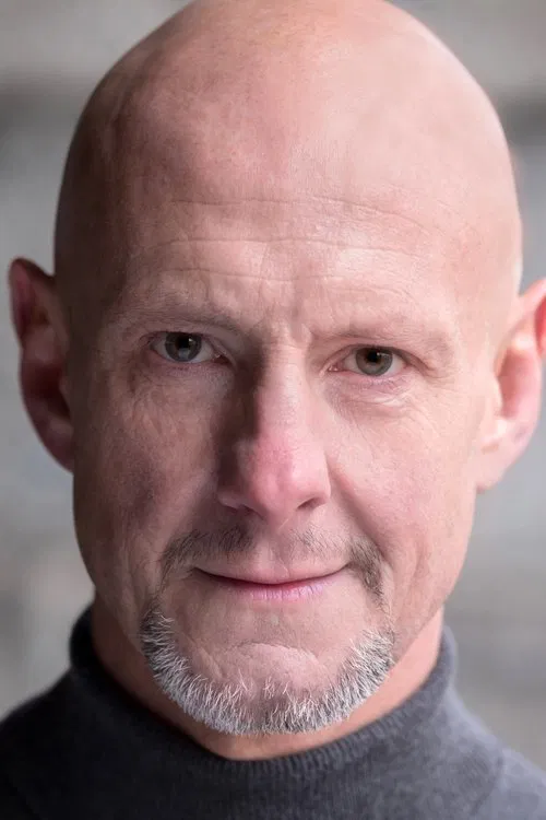 Toby Wynn-Davies profile