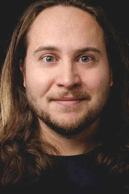 Zoltan Kaszas profile