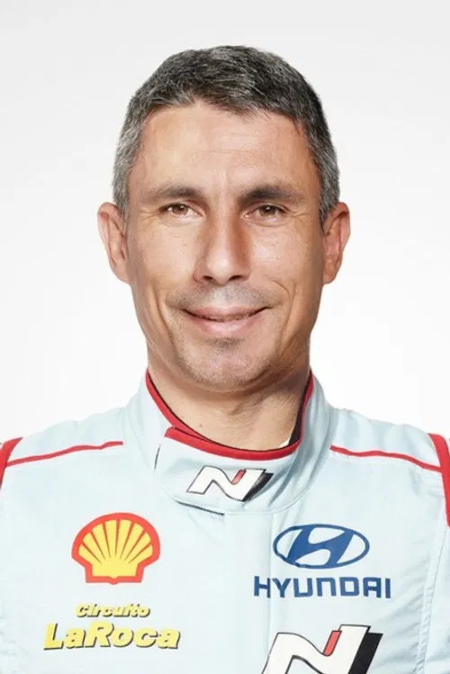 Cándido Carrera profile