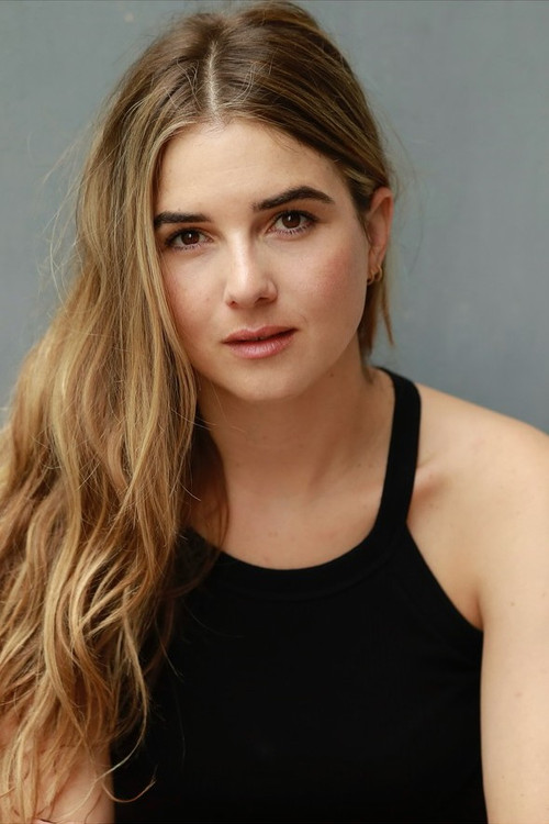 Claudia Bacos profile