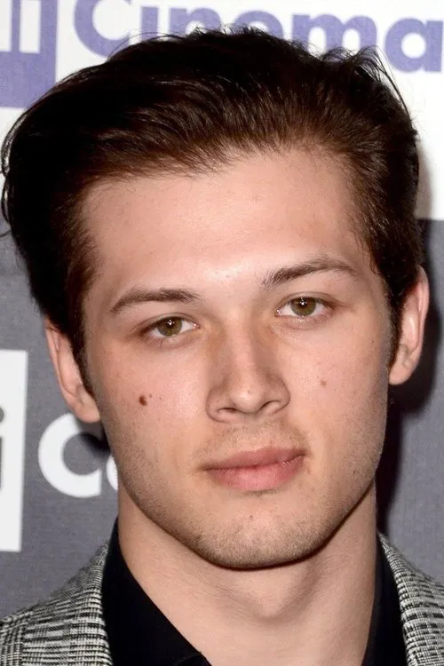 Leo Howard profile