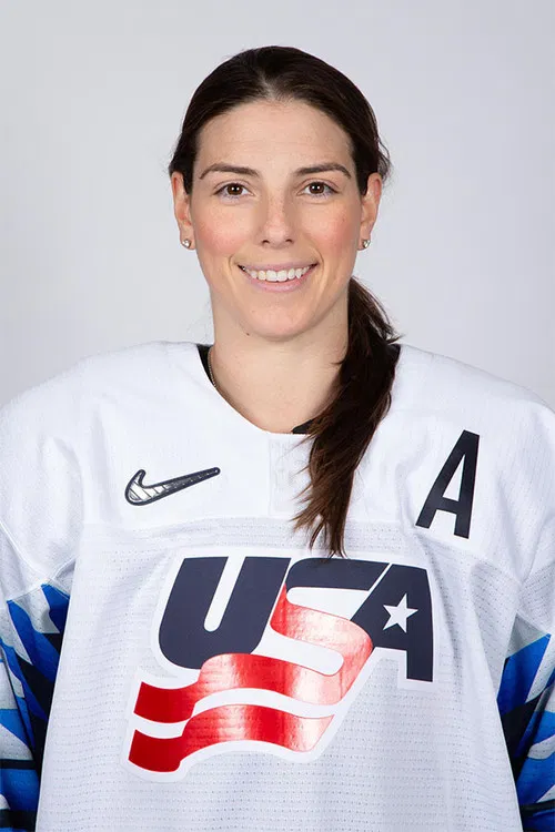 Hilary Knight profile