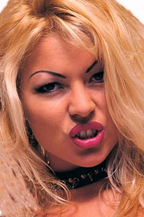 Monique Covét profile