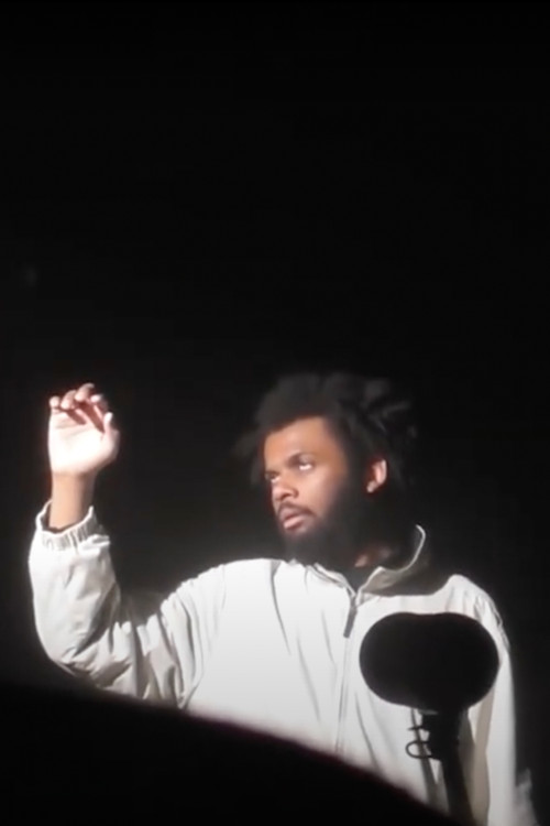 Missing Saxophone: Sonnet 139 BTS poster