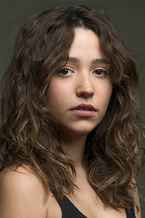 Zeynep Bastık profile