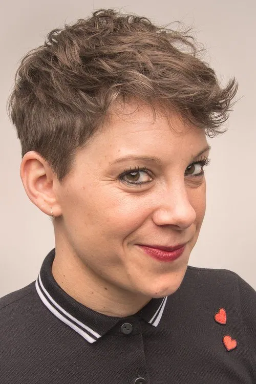 Suzi Ruffell profile