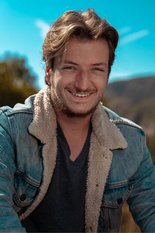 Taylor Nicholas Forte profile