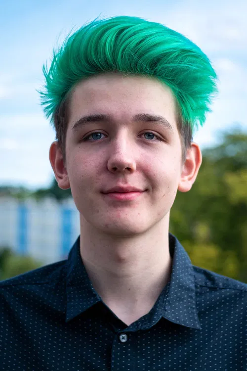 Gustav Arthur Simon profile