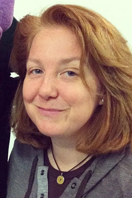 Lara MacLean profile