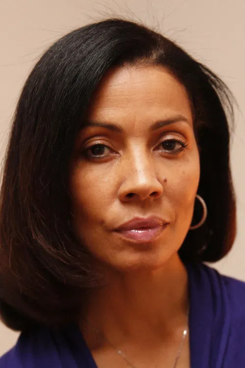 Angela Leslie profile