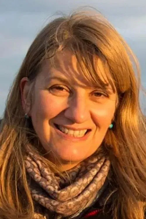 Carenza Lewis profile