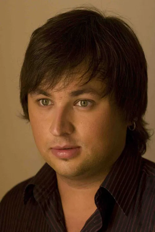 Артём Мартынишин profile