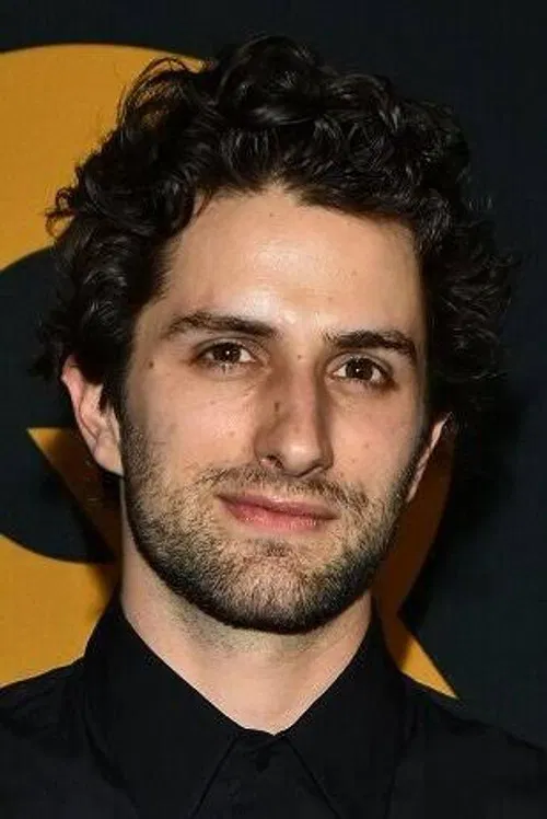 Dario Yazbek Bernal profile