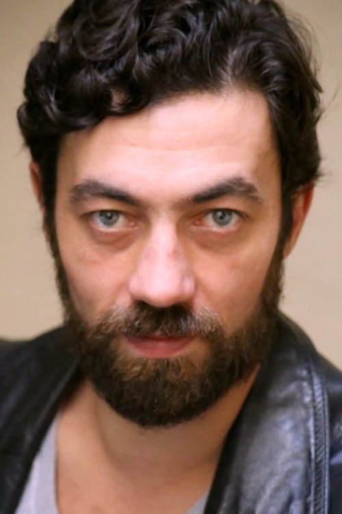 Francis Ressort profile