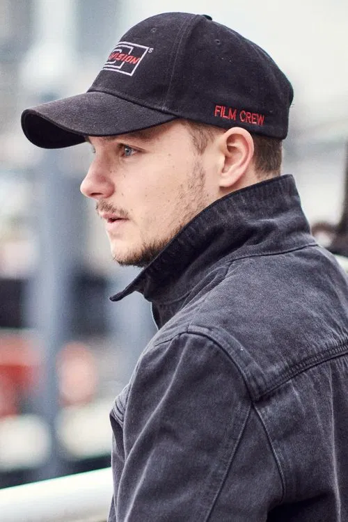 Toby Kearton profile