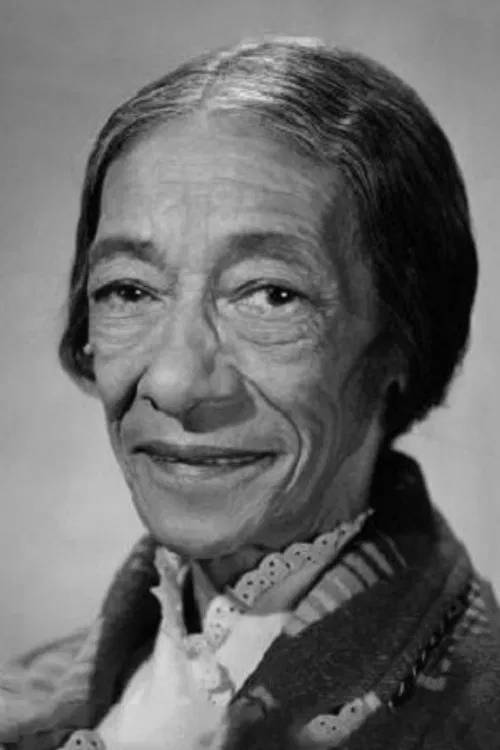 Estelle Hemsley profile