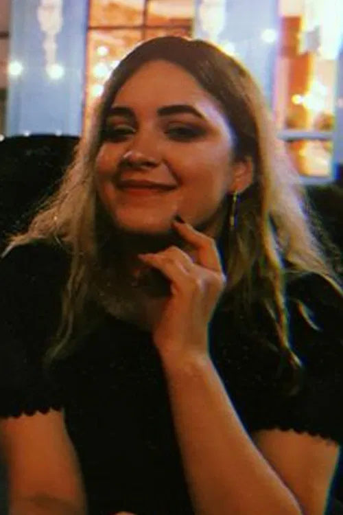 Lucrecia Gómez profile