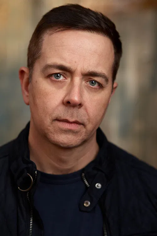 Iain Hoskins profile