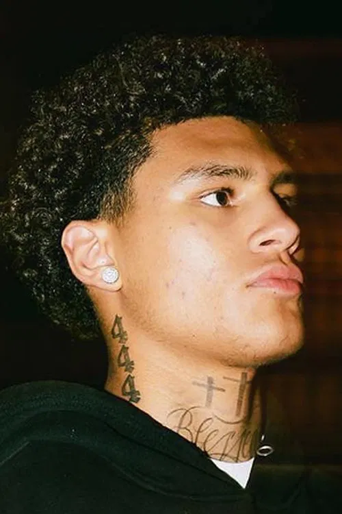 Elijah Flores profile