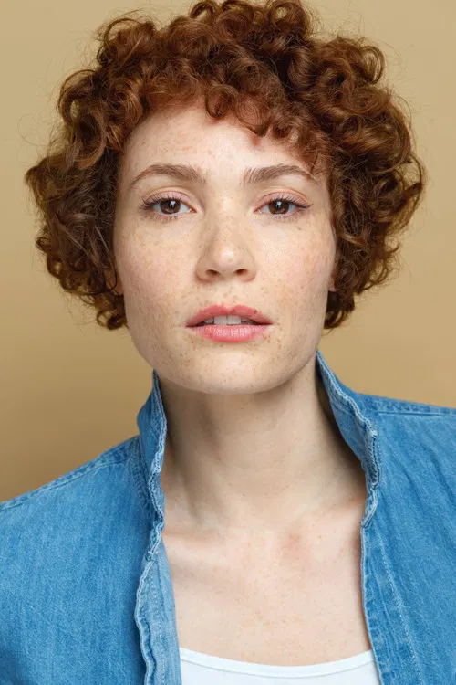 Victoria Ealy profile