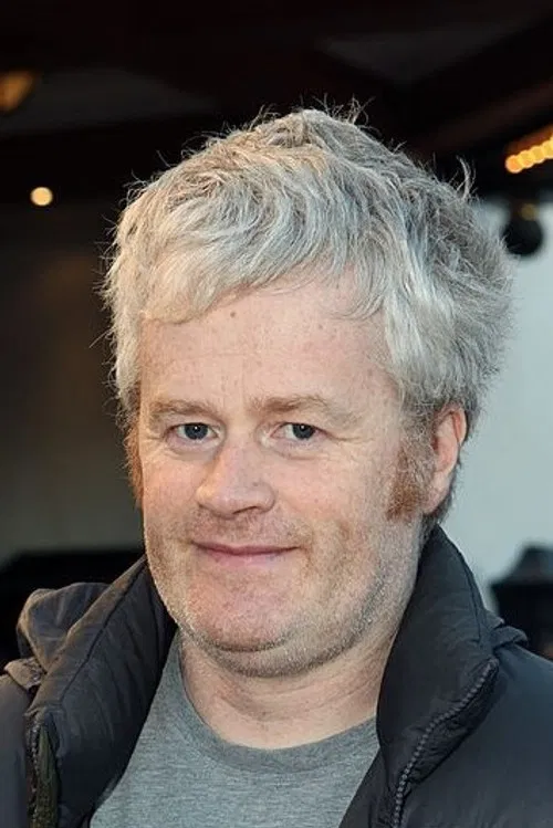 Macdara Vallely profile