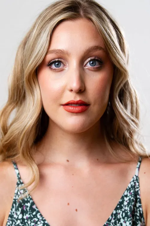 Cara DeChurch profile