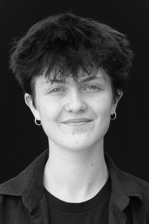 Mitchell Nicola profile