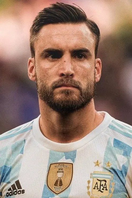 Nicolás Tagliafico profile