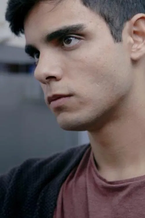 Vinicius Gomes profile