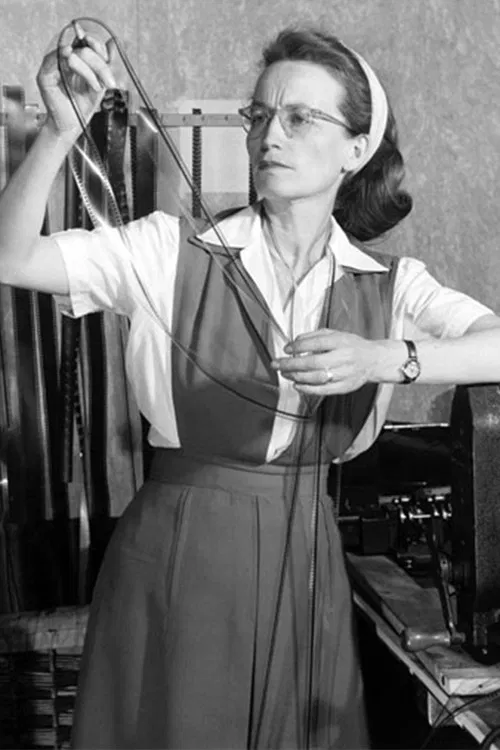 Evelyn Cherry profile