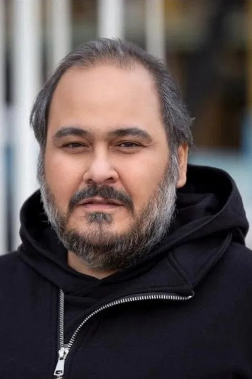 Reza Davoudnejad profile