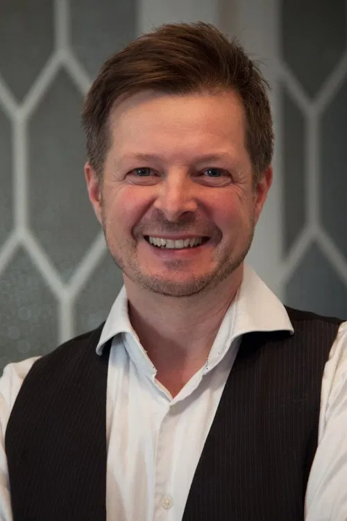 Benedict Mirow profile