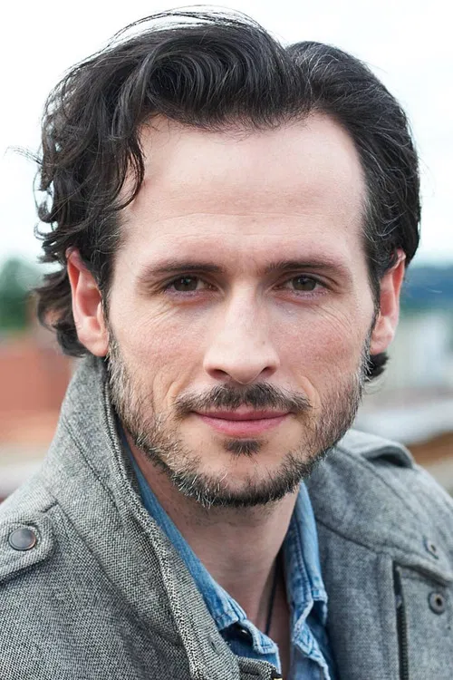 Aaron McDaniel profile