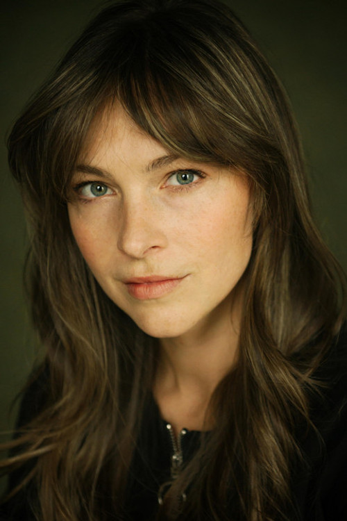 Courtney Hope Turner profile