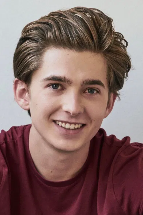 Austin Abrams profile