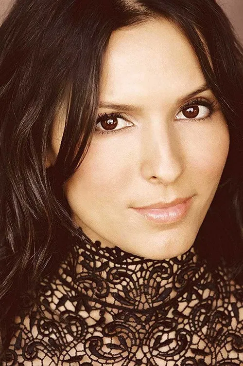 Elisha Skorman profile