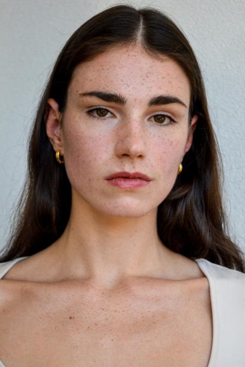 Ashlynn Celia Cox profile