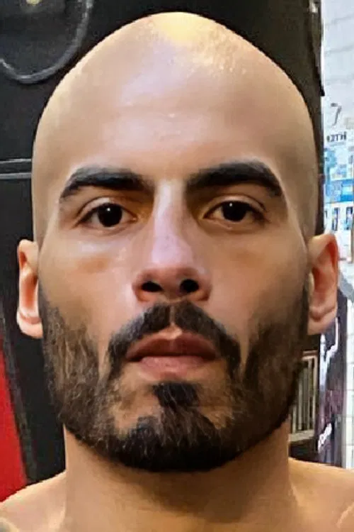 Wilfredo Flores profile