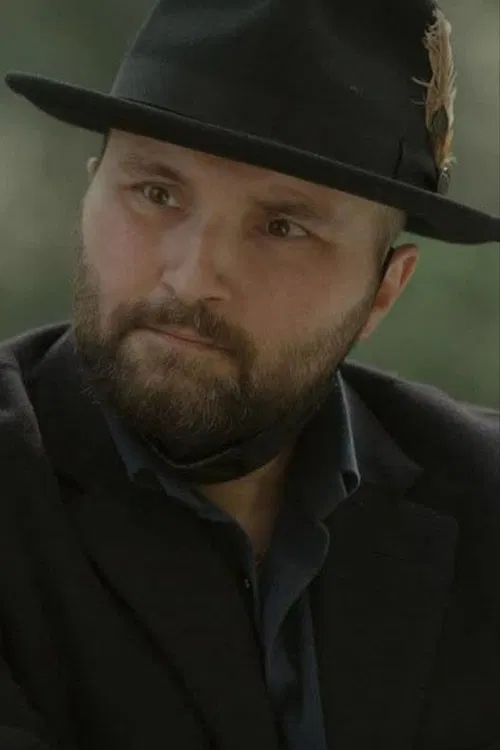 Oktay Baraheni profile