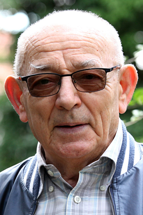 Luboš Dobrovský profile