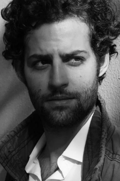 Rafael Naves profile