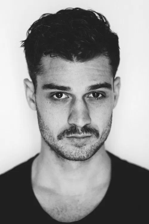 Lester Makedonsky profile