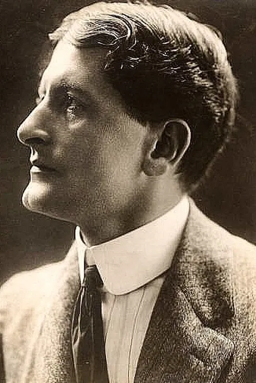 Thomas Holding profile