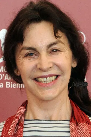 Marie Pérennou profile