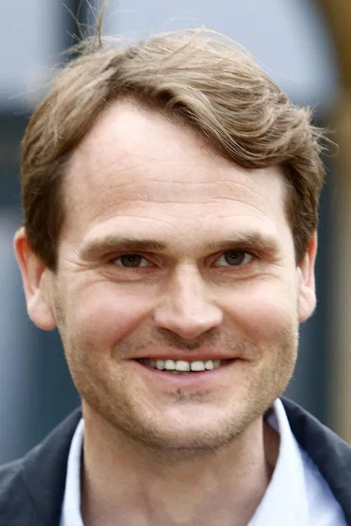 Fabian Hinrichs profile