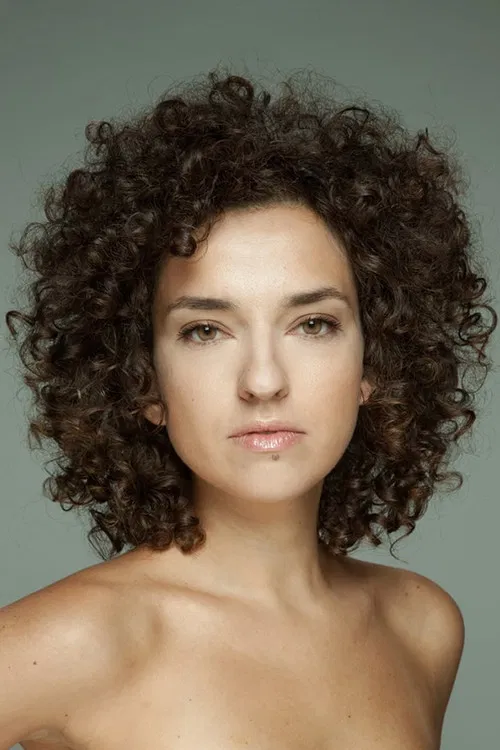 Virginia Riezu profile