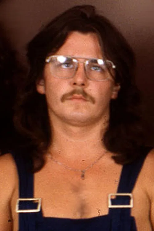 Csapó György profile